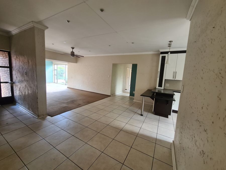 3 Bedroom Property for Sale in Flora Gardens Gauteng