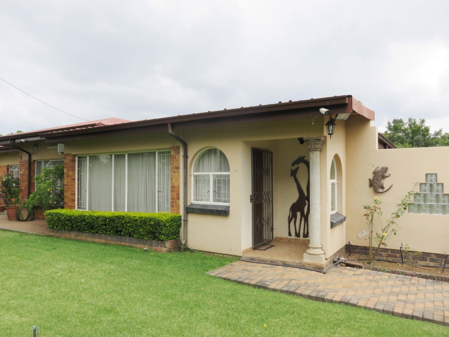 3 Bedroom Property for Sale in Villieria Gauteng