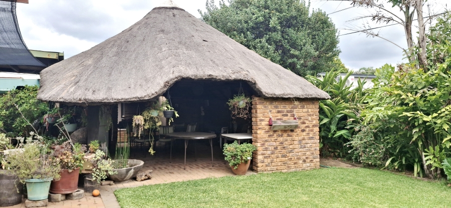 3 Bedroom Property for Sale in Villieria Gauteng