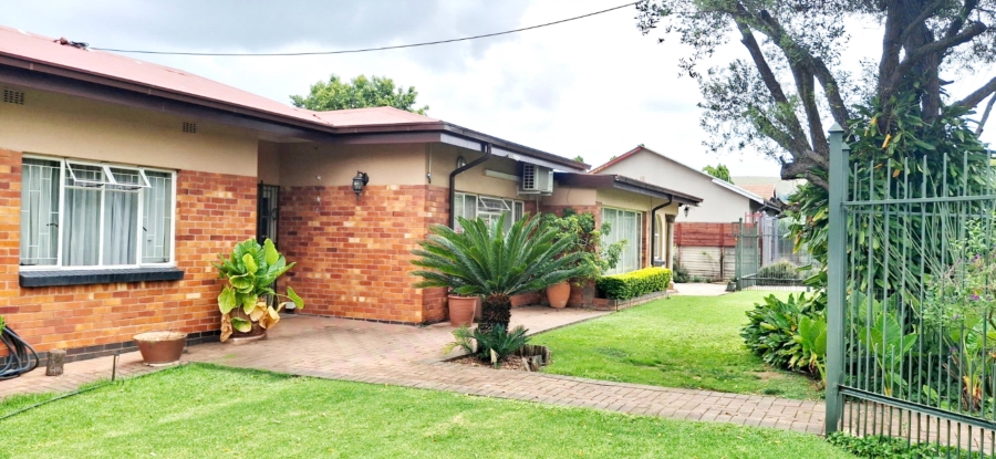 3 Bedroom Property for Sale in Villieria Gauteng
