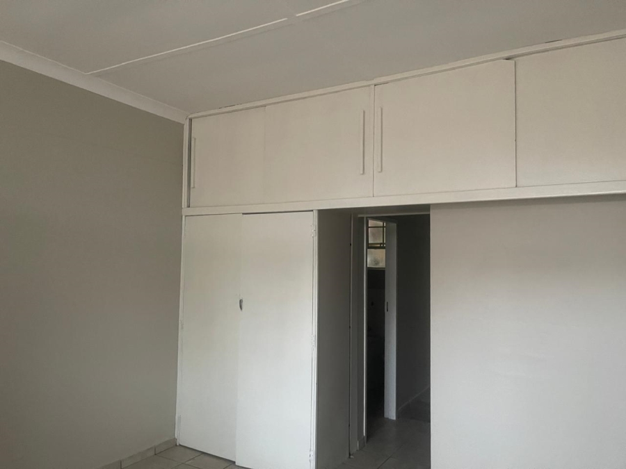 1 Bedroom Property for Sale in Sunnyside Gauteng