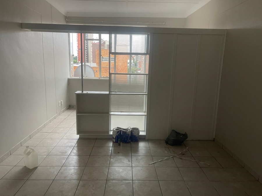 1 Bedroom Property for Sale in Sunnyside Gauteng