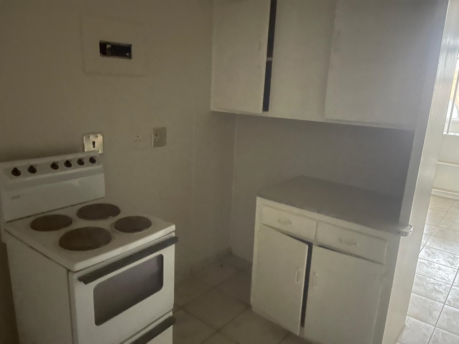 1 Bedroom Property for Sale in Sunnyside Gauteng