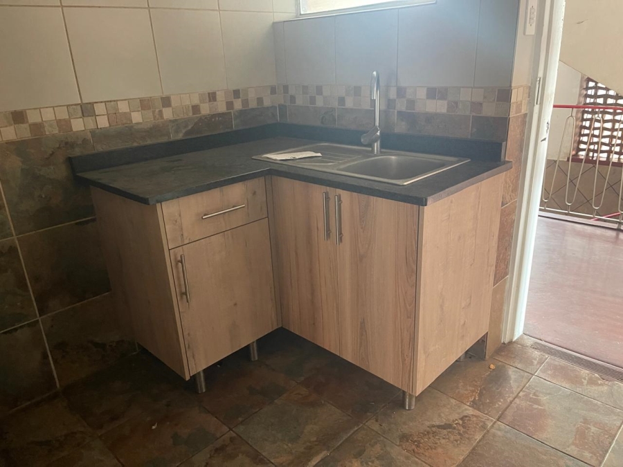 1 Bedroom Property for Sale in Sunnyside Gauteng