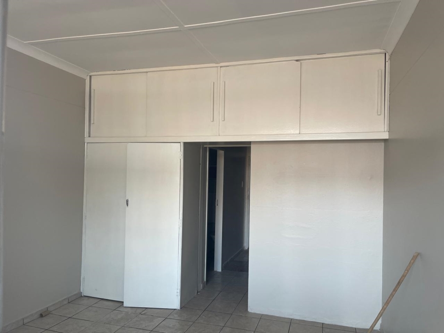 1 Bedroom Property for Sale in Sunnyside Gauteng