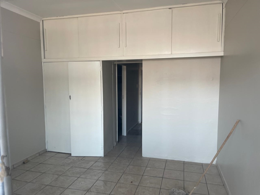 1 Bedroom Property for Sale in Sunnyside Gauteng