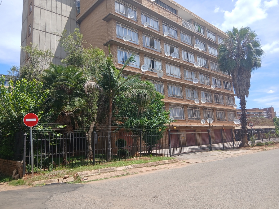 1 Bedroom Property for Sale in Sunnyside Gauteng