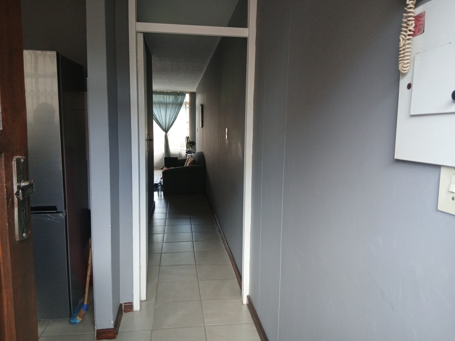 1 Bedroom Property for Sale in Sunnyside Gauteng