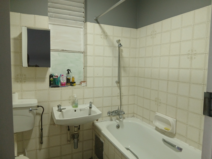 1 Bedroom Property for Sale in Sunnyside Gauteng