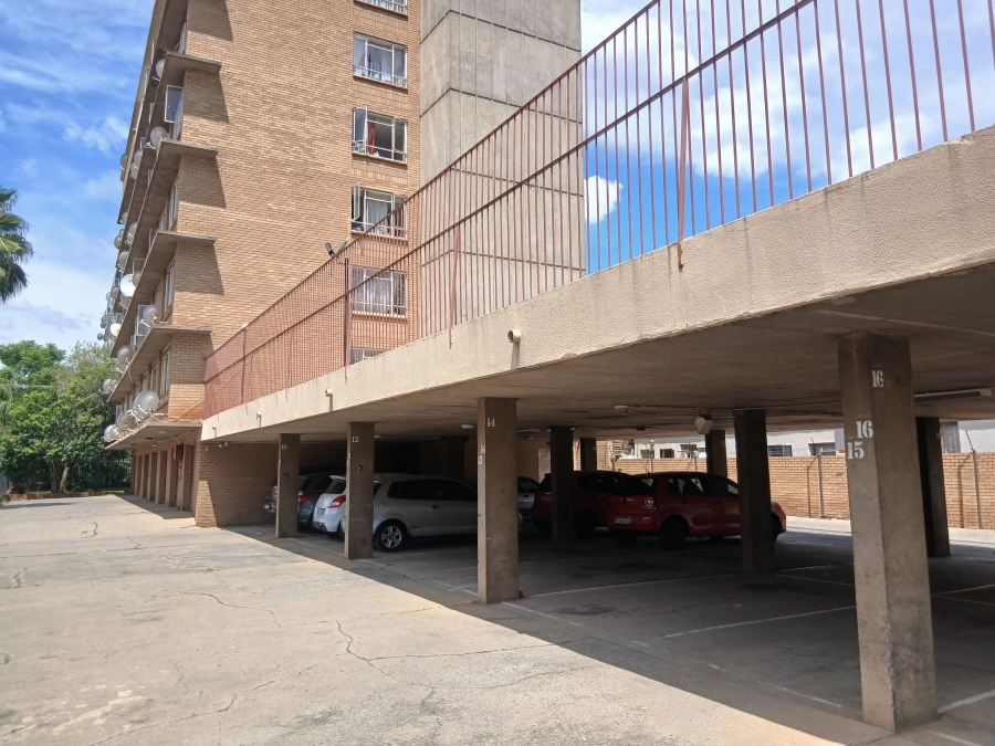 1 Bedroom Property for Sale in Sunnyside Gauteng