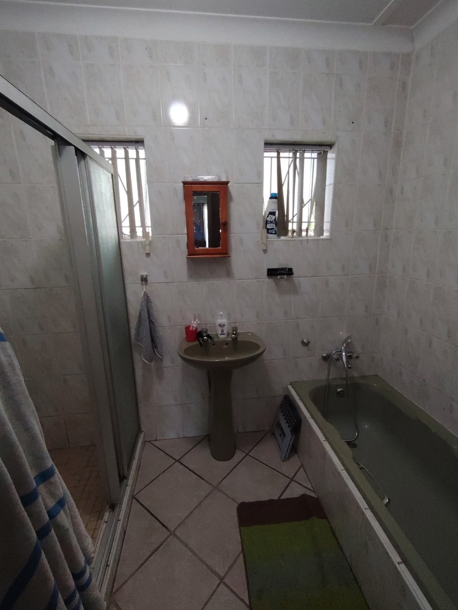 3 Bedroom Property for Sale in Vanderbijlpark SW 5 Gauteng