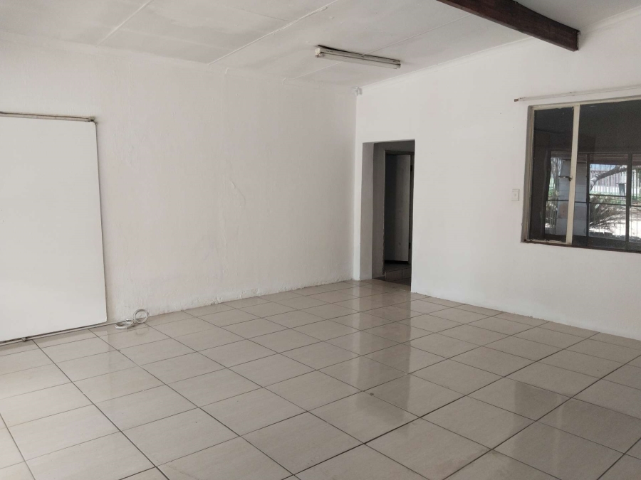 4 Bedroom Property for Sale in Pretoria Gardens Gauteng