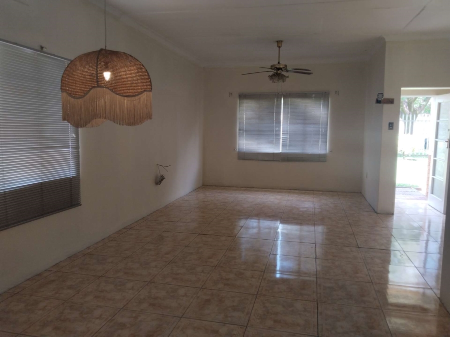 4 Bedroom Property for Sale in Pretoria Gardens Gauteng