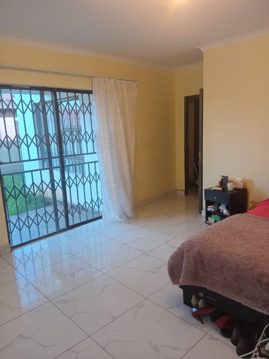 3 Bedroom Property for Sale in Golden Gardens Gauteng