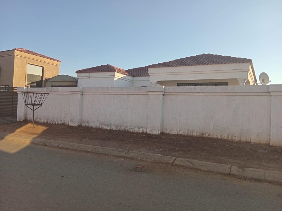 3 Bedroom Property for Sale in Golden Gardens Gauteng