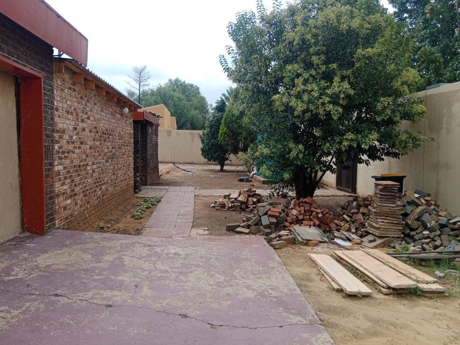 23 Bedroom Property for Sale in Bedworth Park Gauteng
