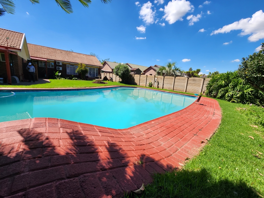 4 Bedroom Property for Sale in Vanderbijlpark SE 2 Gauteng