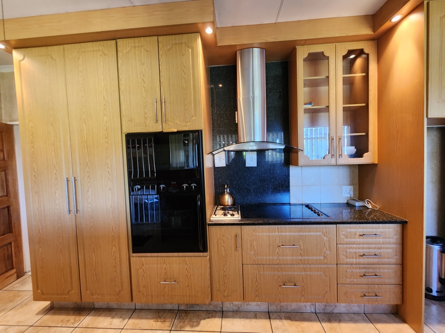 4 Bedroom Property for Sale in Vanderbijlpark SE 2 Gauteng