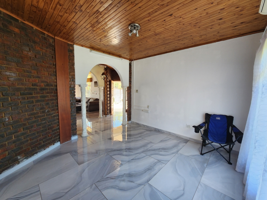 4 Bedroom Property for Sale in Vanderbijlpark SE 2 Gauteng