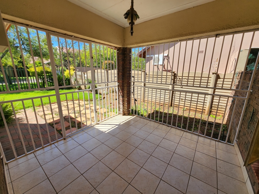 4 Bedroom Property for Sale in Vanderbijlpark SE 2 Gauteng