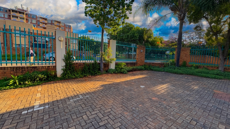 2 Bedroom Property for Sale in Pretoria North Gauteng