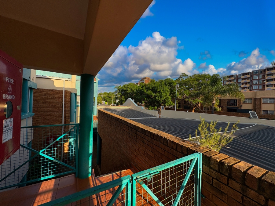 2 Bedroom Property for Sale in Pretoria North Gauteng