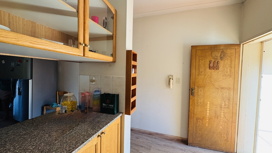 2 Bedroom Property for Sale in Pretoria North Gauteng