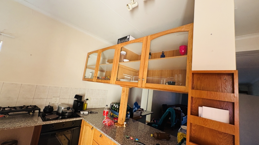 2 Bedroom Property for Sale in Pretoria North Gauteng