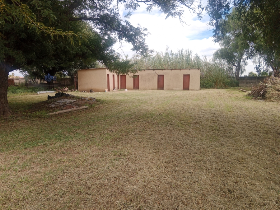 5 Bedroom Property for Sale in Vaalview Gauteng