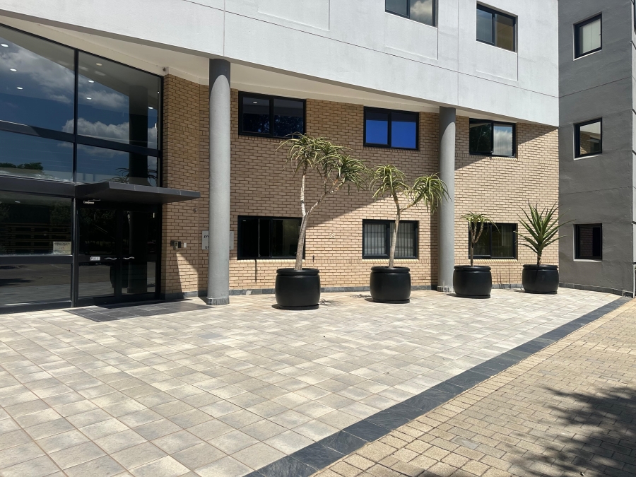 To Let commercial Property for Rent in President Park Gauteng