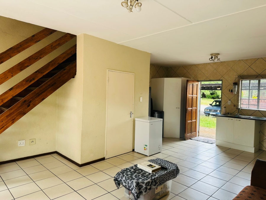 To Let 2 Bedroom Property for Rent in Weltevreden Park Gauteng