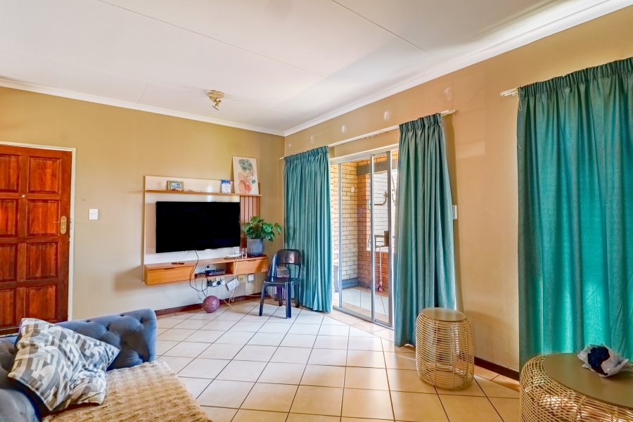 2 Bedroom Property for Sale in Equestria Gauteng