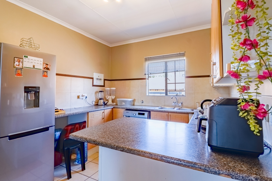 2 Bedroom Property for Sale in Equestria Gauteng