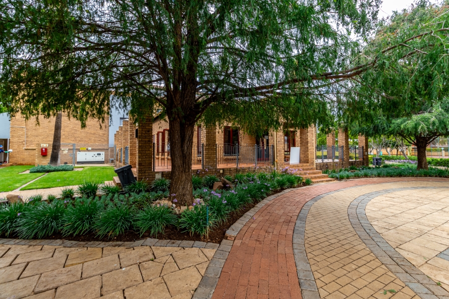 2 Bedroom Property for Sale in Equestria Gauteng