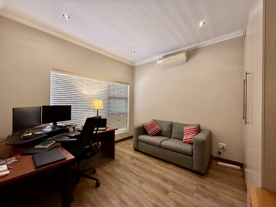 4 Bedroom Property for Sale in The Meadows Gauteng