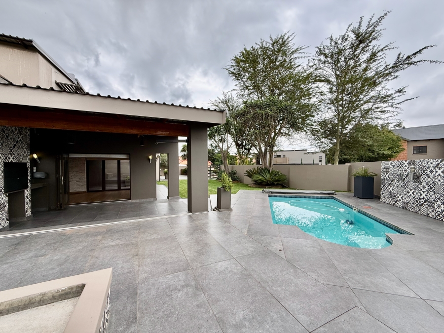 4 Bedroom Property for Sale in The Meadows Gauteng