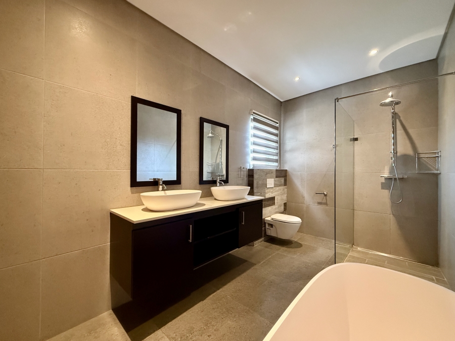 4 Bedroom Property for Sale in The Meadows Gauteng