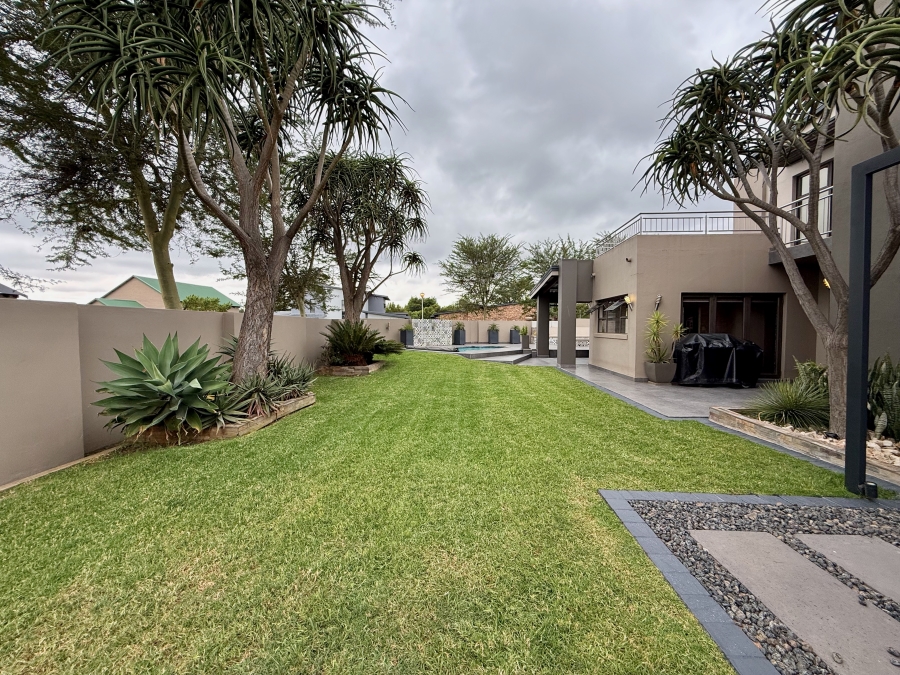 4 Bedroom Property for Sale in The Meadows Gauteng