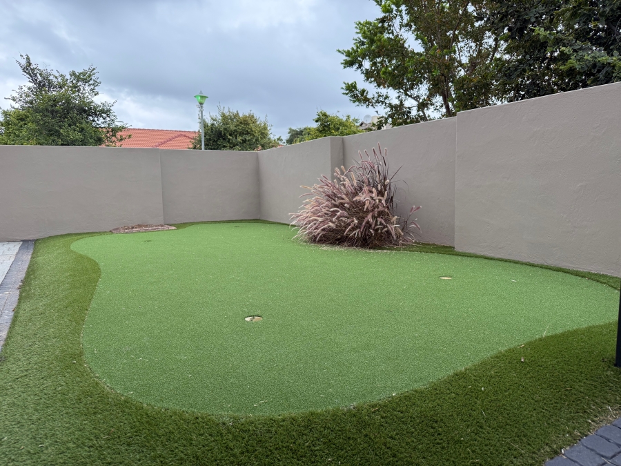 4 Bedroom Property for Sale in The Meadows Gauteng