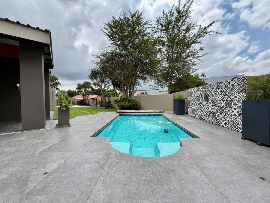 4 Bedroom Property for Sale in The Meadows Gauteng