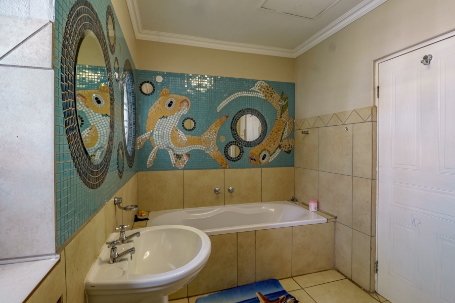 4 Bedroom Property for Sale in Willow Acres Gauteng