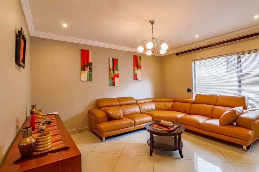 5 Bedroom Property for Sale in Willow Acres Gauteng