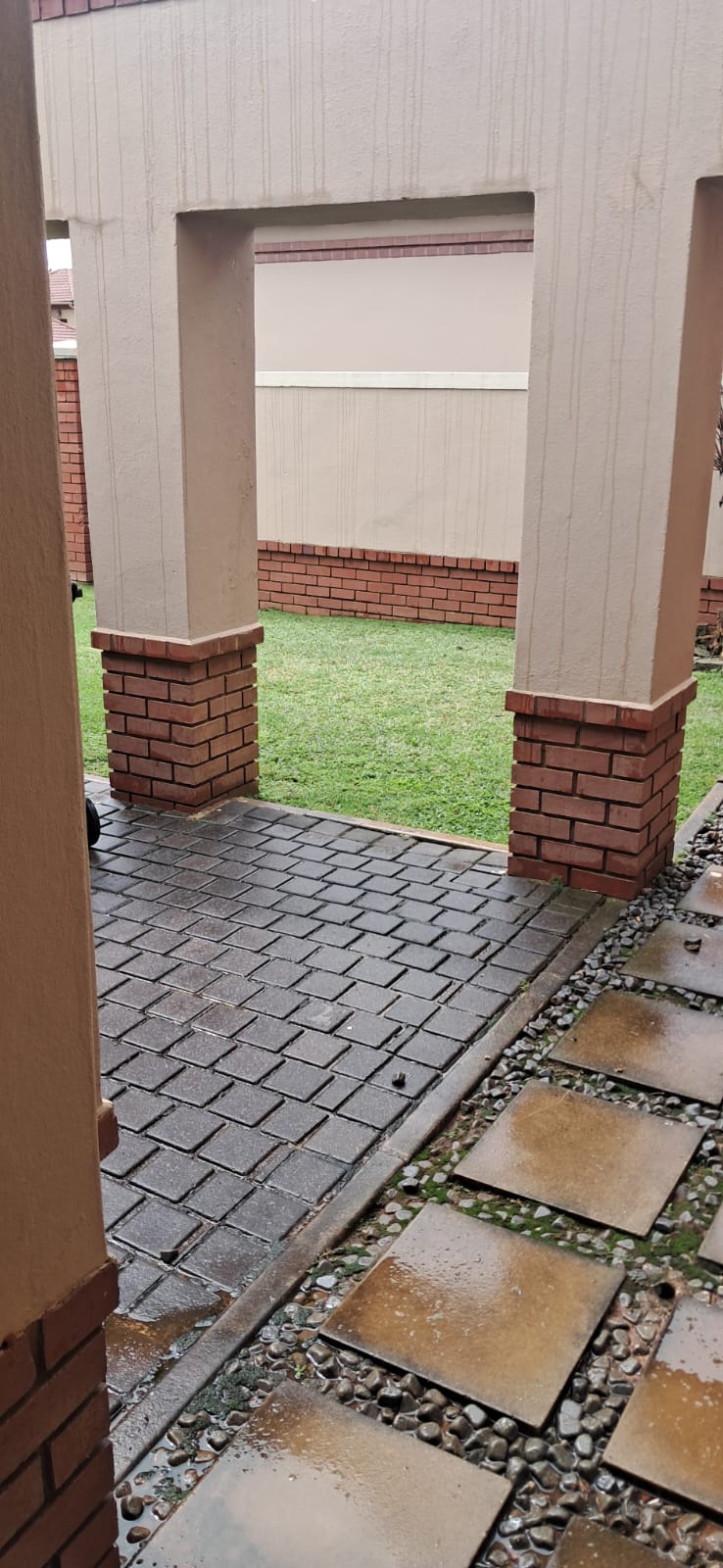 3 Bedroom Property for Sale in Bronberg Close Gauteng