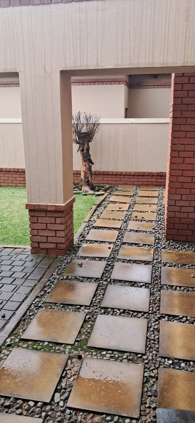 3 Bedroom Property for Sale in Bronberg Close Gauteng