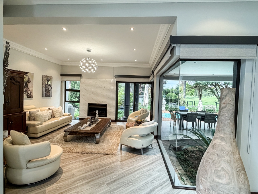 To Let 5 Bedroom Property for Rent in Silver Lakes Golf Estate Gauteng