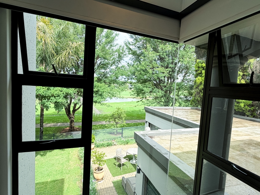 To Let 5 Bedroom Property for Rent in Silver Lakes Golf Estate Gauteng