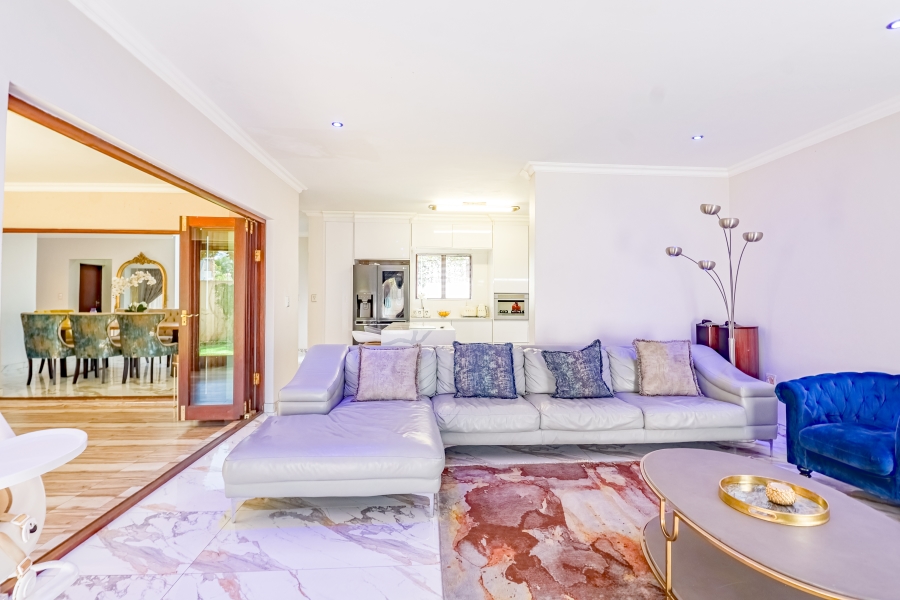 4 Bedroom Property for Sale in Silver Lakes Golf Estate Gauteng