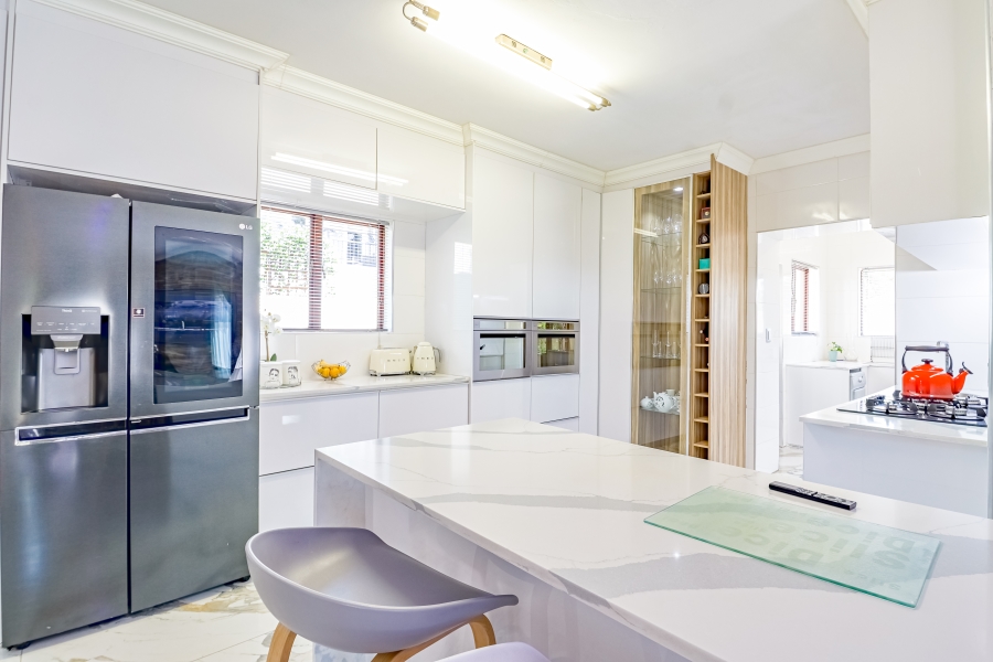 4 Bedroom Property for Sale in Silver Lakes Golf Estate Gauteng