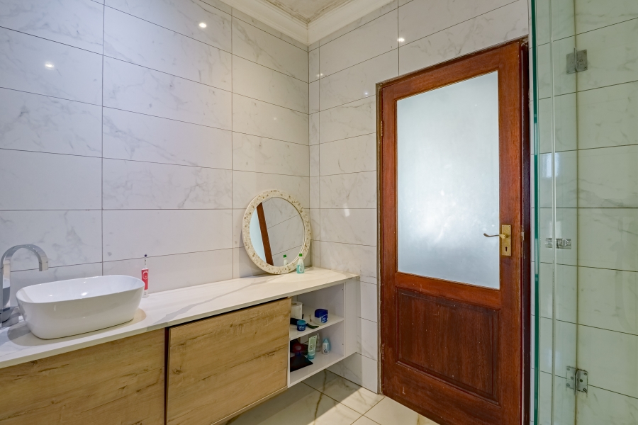 4 Bedroom Property for Sale in Silver Lakes Golf Estate Gauteng