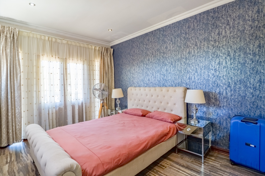 4 Bedroom Property for Sale in Silver Lakes Golf Estate Gauteng